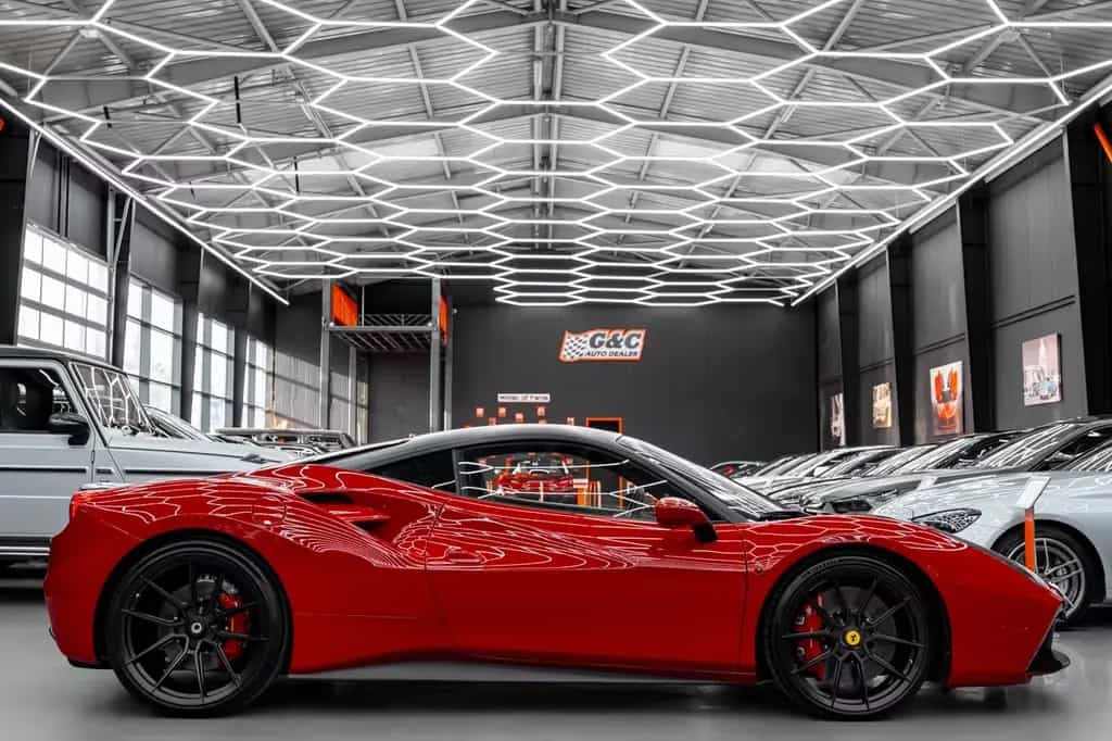 Ferrari 488 GTB 08/2020-photo-23