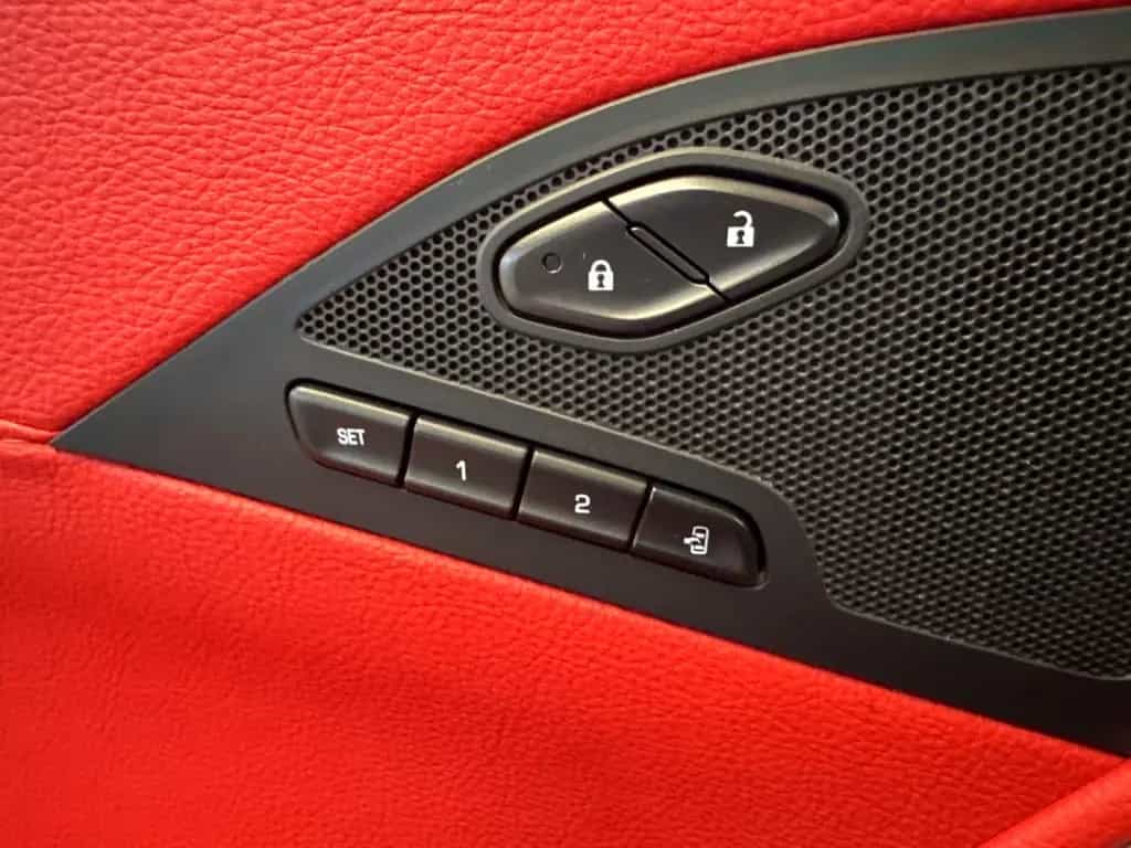Corvette C7 Z51 Cabrio 3LT Competition Seats*Sonderpreis* 07/2014-photo-11
