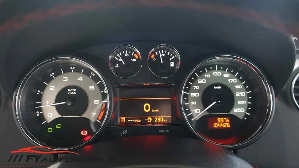 Peugeot RCZ R Garantie* Service Neu* Top gepflegt ! 09/2015-photo-14