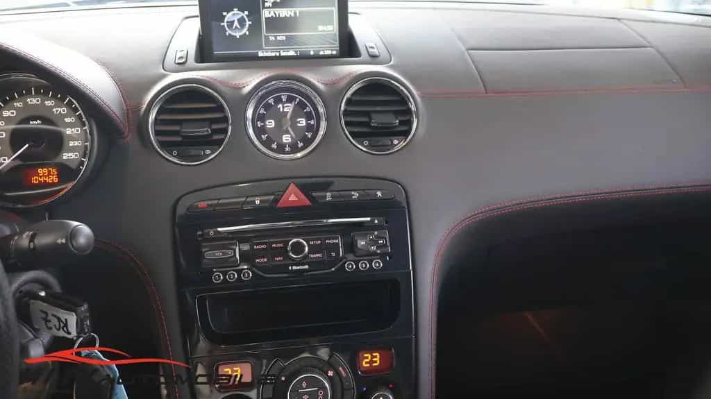 Peugeot RCZ R Garantie* Service Neu* Top gepflegt ! 09/2015-photo-16