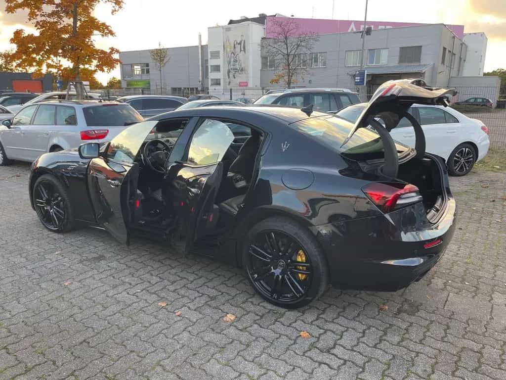 Maserati Ghibli GT Ultima 2.0L  (Original DE) 01727199990 06/2023-photo-0