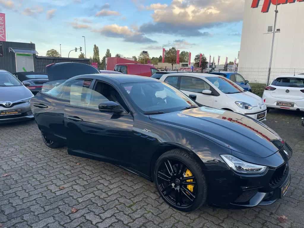 Maserati Ghibli GT Ultima 2.0L  (Original DE) 01727199990 06/2023-photo-2