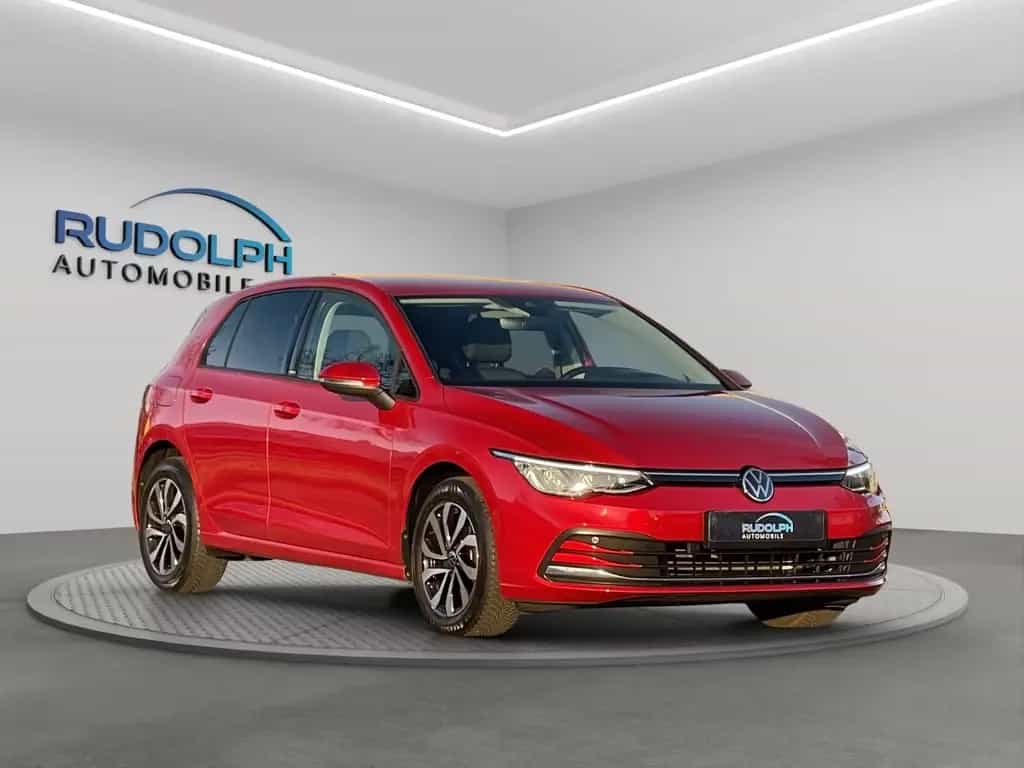 Volkswagen Golf 1,5 ACTIVE IQ-DRIVE ACC 4-SEASON GARANTIE 07/2022-photo-0