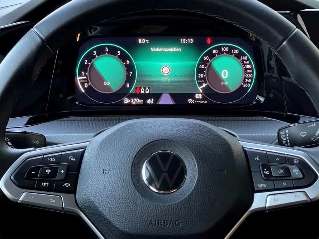 Volkswagen Golf 1,5 ACTIVE IQ-DRIVE ACC 4-SEASON GARANTIE 07/2022-photo-13