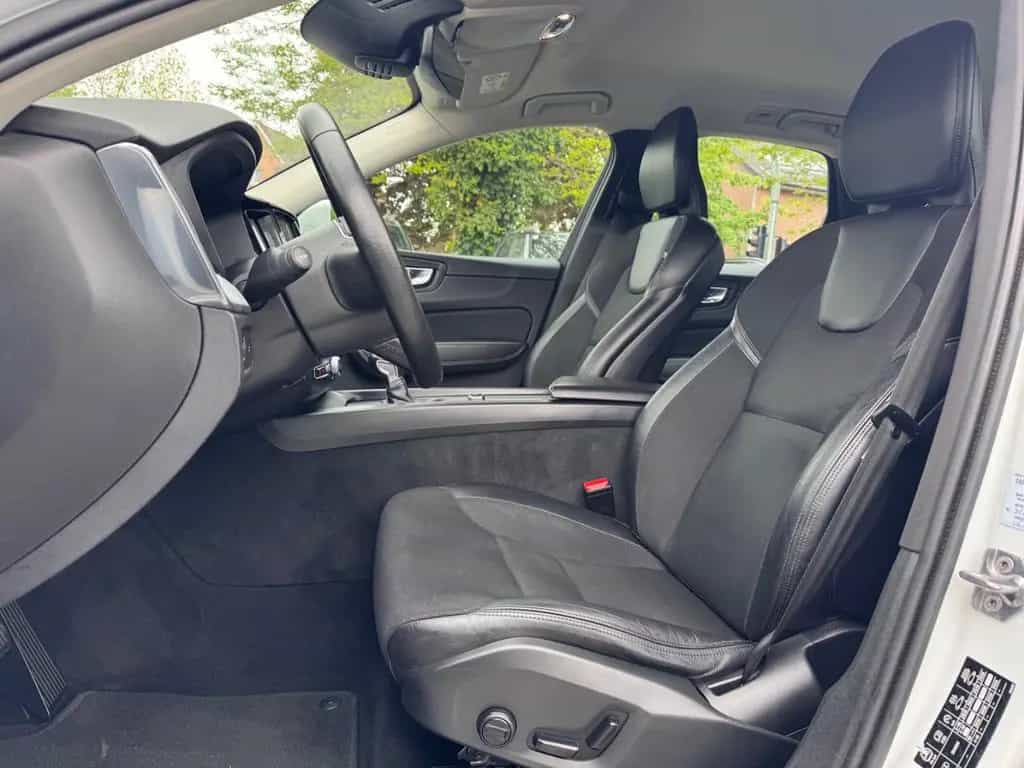 Volvo XC60 Momentum 2WD 02/2019-photo-16