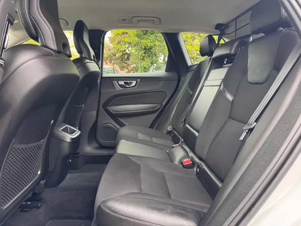 Volvo XC60 Momentum 2WD 02/2019-photo-17