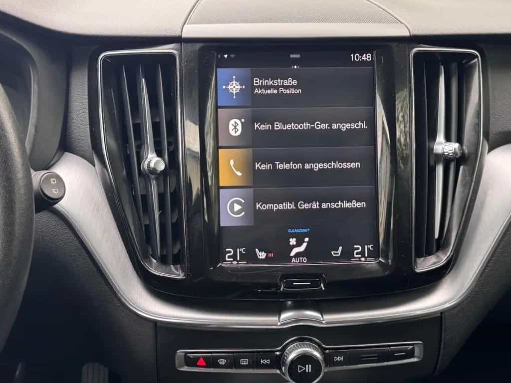 Volvo XC60 Momentum 2WD 02/2019-photo-28