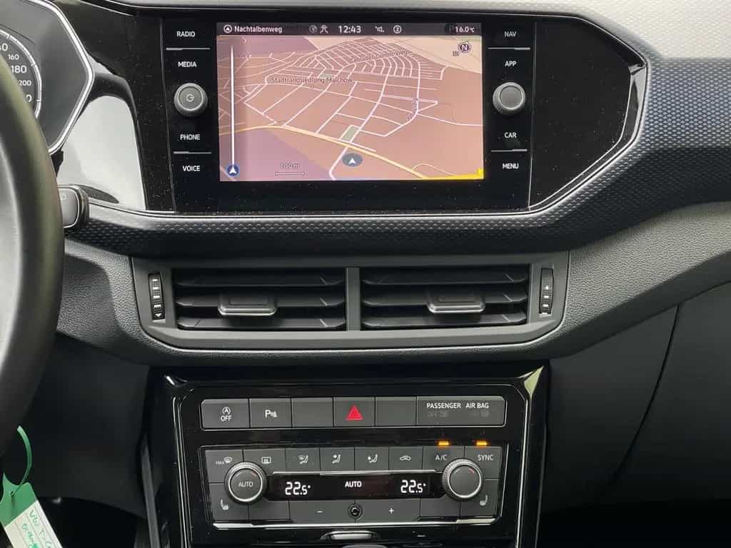 Volkswagen T-Cross 1,5 AUTOMA. ACC LANE NAVI 1.Hd. GARANTIE 01/2021-photo-14