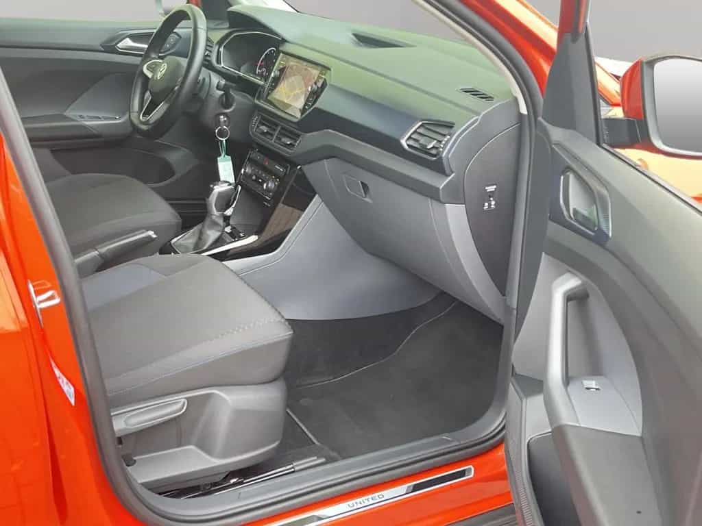Volkswagen T-Cross 1,5 AUTOMA. ACC LANE NAVI 1.Hd. GARANTIE 01/2021-photo-16