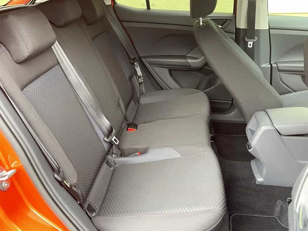 Volkswagen T-Cross 1,5 AUTOMA. ACC LANE NAVI 1.Hd. GARANTIE 01/2021-photo-23