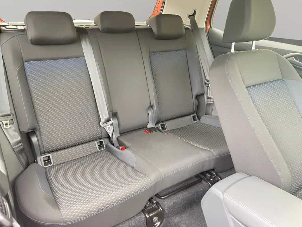 Volkswagen T-Cross 1,5 AUTOMA. ACC LANE NAVI 1.Hd. GARANTIE 01/2021-photo-24