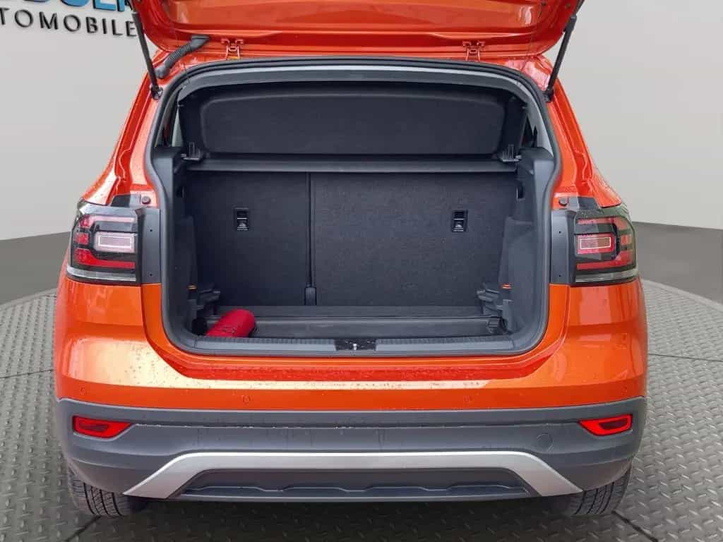 Volkswagen T-Cross 1,5 AUTOMA. ACC LANE NAVI 1.Hd. GARANTIE 01/2021-photo-25