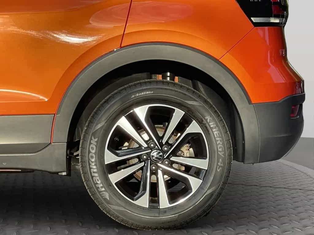 Volkswagen T-Cross 1,5 AUTOMA. ACC LANE NAVI 1.Hd. GARANTIE 01/2021-photo-31