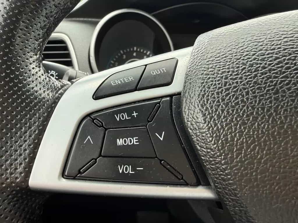 BAIC Senova X65 2.0 130kW 177PS Automatik/KAM/NAV/SHZ 05/2017-photo-16
