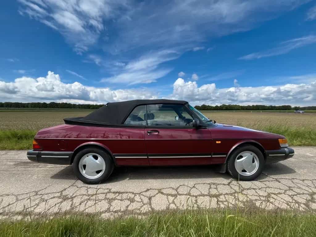 Saab 900 Ruby Red, Leder Beige, ATM 180.000 km 12/1993-photo-2