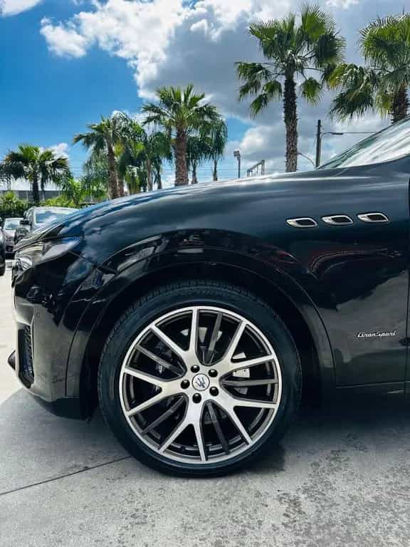 Maserati Levante V6 AWD Granlusso 05/2019-photo-2