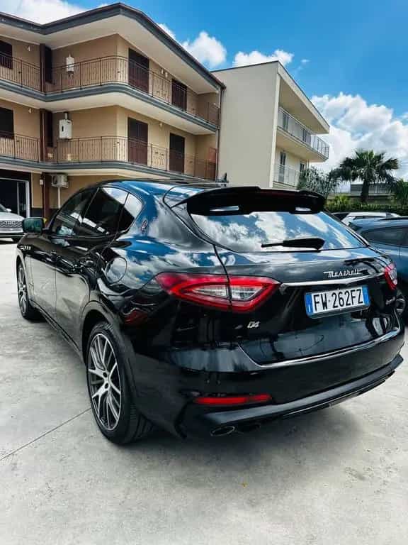 Maserati Levante V6 AWD Granlusso 05/2019-photo-3