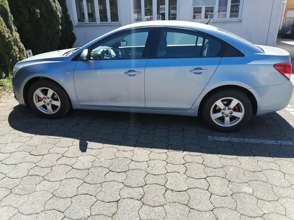 Chevrolet Cruze 1.6 LS Benziner LS 12/2010-photo-7
