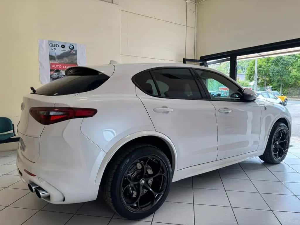 Alfa Romeo Stelvio 2.9 Bi-Turbo V6 510 CV AT8 Qu 07/2019-photo-13