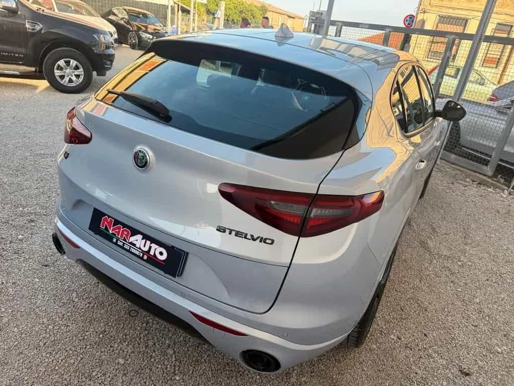 Alfa Romeo Stelvio 2.2 Turbodiesel 210 CV AT8 Q4 10/2021-photo-6