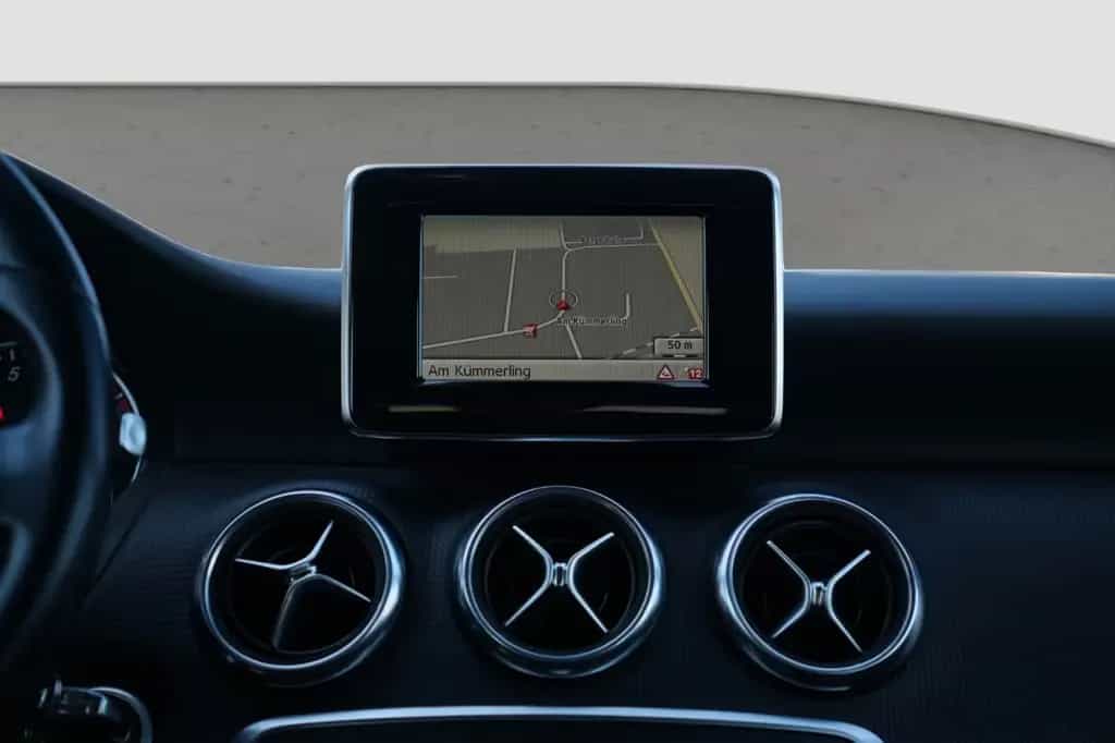 Mercedes-Benz A 180 A A 180 BlueEfficiency Style/NAVI/PDC/SHZ 07/2015-photo-10