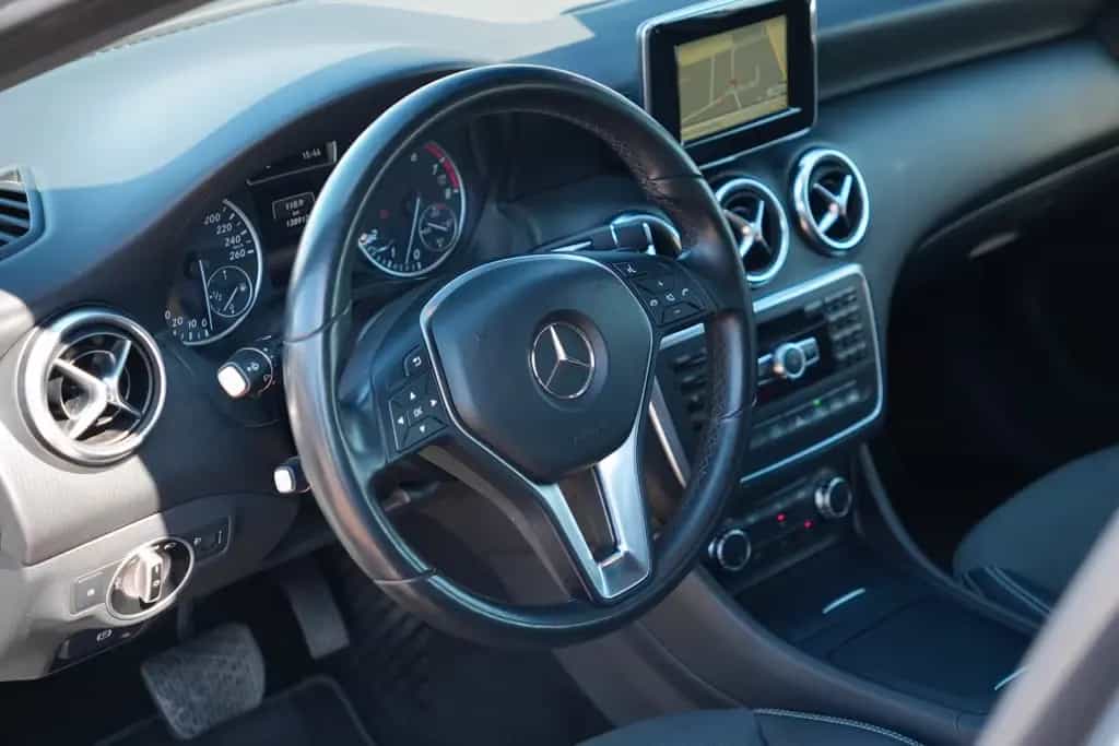 Mercedes-Benz A 180 A A 180 BlueEfficiency Style/NAVI/PDC/SHZ 07/2015-photo-17