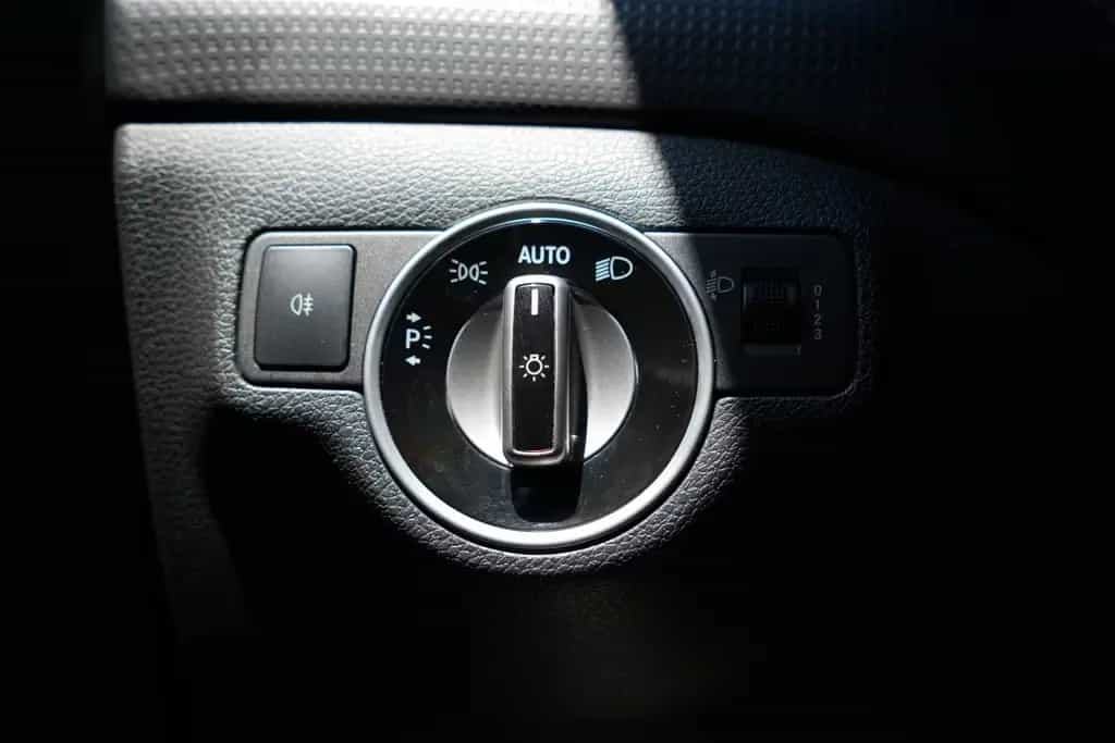 Mercedes-Benz A 180 A A 180 BlueEfficiency Style/NAVI/PDC/SHZ 07/2015-photo-25