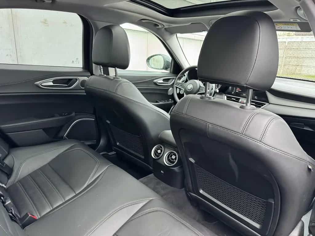 Alfa Romeo Giulia Veloce Q4 05/2018-photo-25