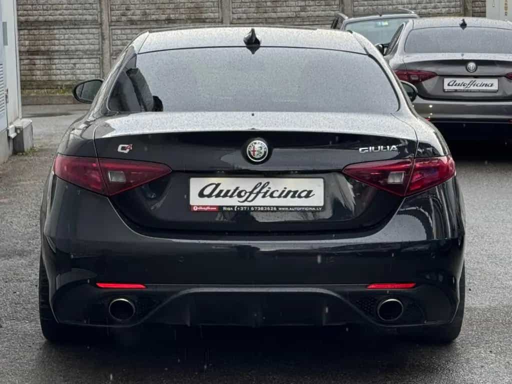 Alfa Romeo Giulia Veloce Q4 05/2018-photo-5