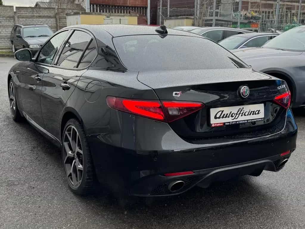 Alfa Romeo Giulia Veloce Q4 05/2018-photo-6