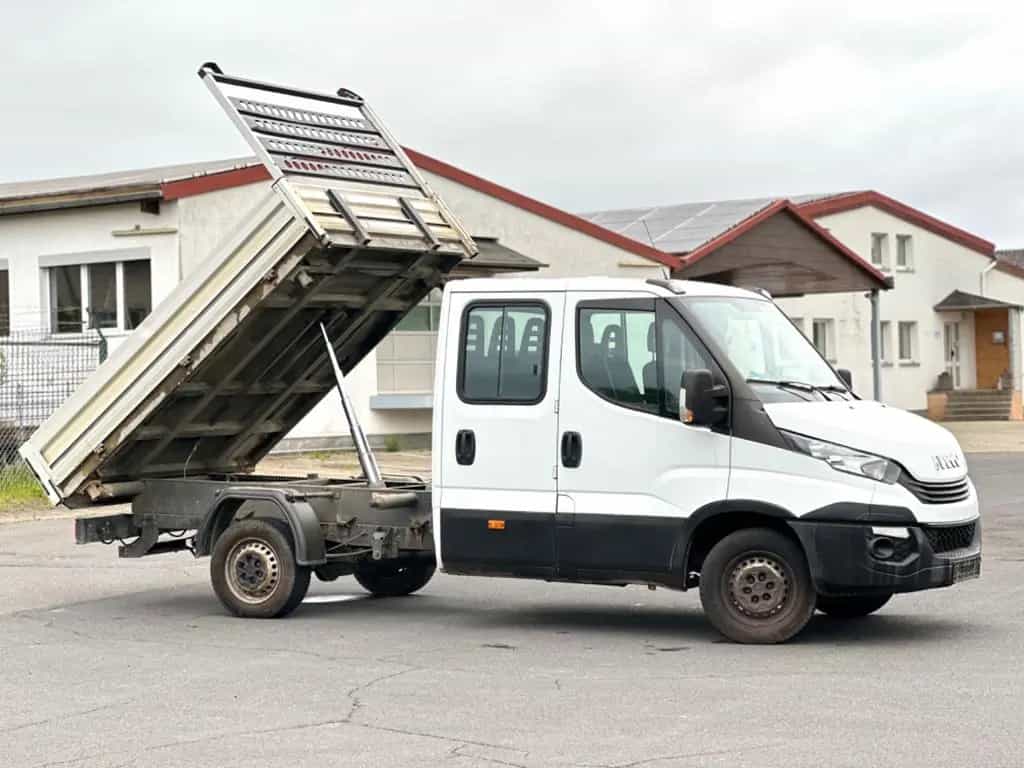 Iveco Other Daily Dreiseitenkipper Doppelkabine 7 Sitz 11/2017-photo-2