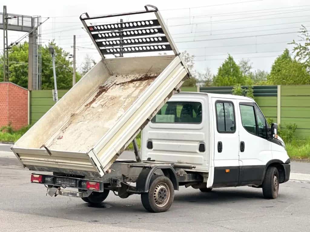 Iveco Other Daily Dreiseitenkipper Doppelkabine 7 Sitz 11/2017-photo-3