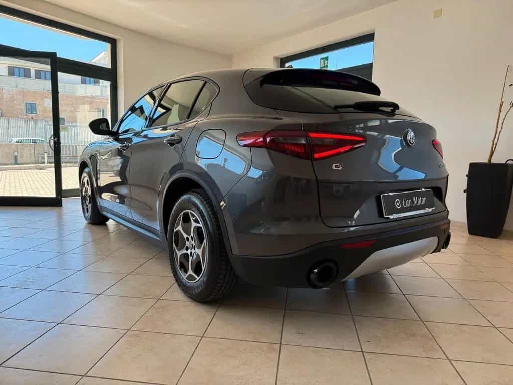 Alfa Romeo Stelvio 2.2 Turbodiesel 190 CV AT8 Q4 Business 12/2022-photo-2