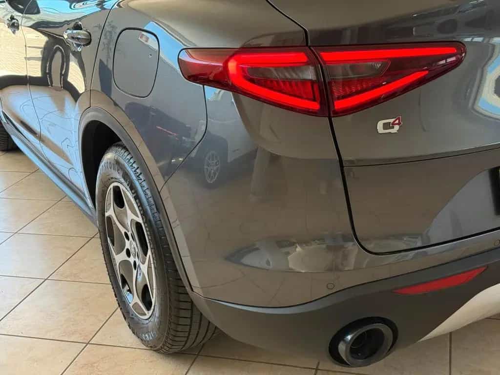 Alfa Romeo Stelvio 2.2 Turbodiesel 190 CV AT8 Q4 Business 12/2022-photo-3