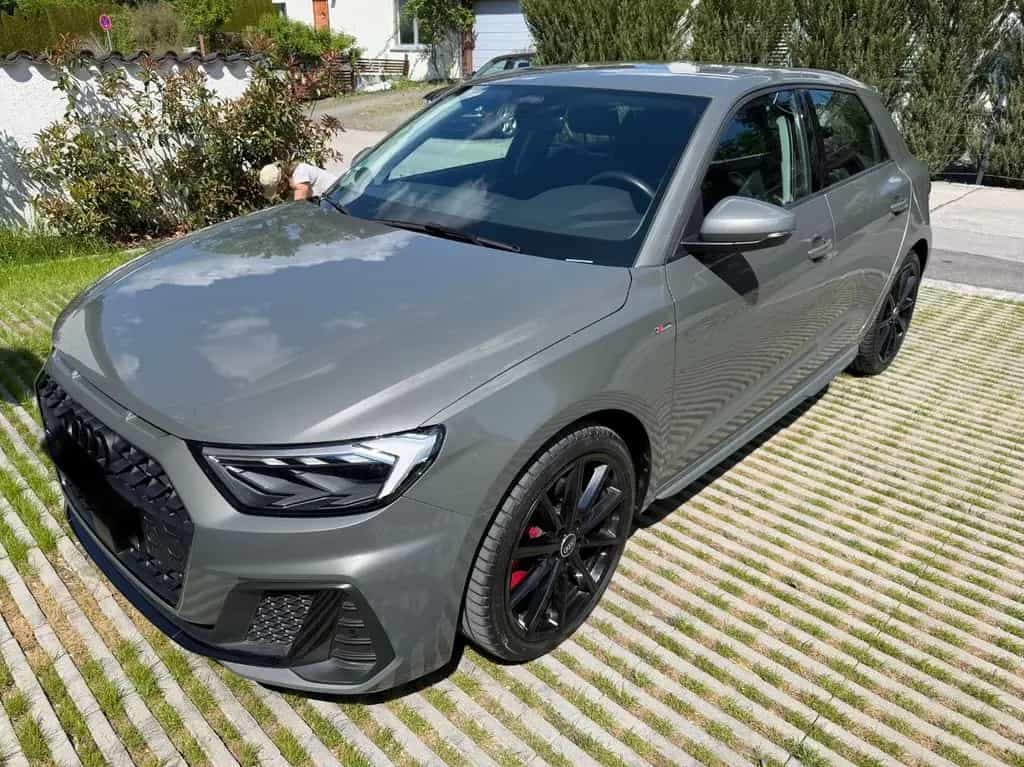Audi A1 40 TFSI S tronic Sportback - 10/2020-photo-1