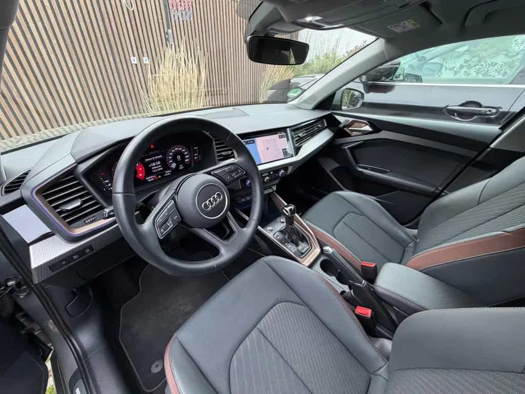 Audi A1 40 TFSI S tronic Sportback - 10/2020-photo-11