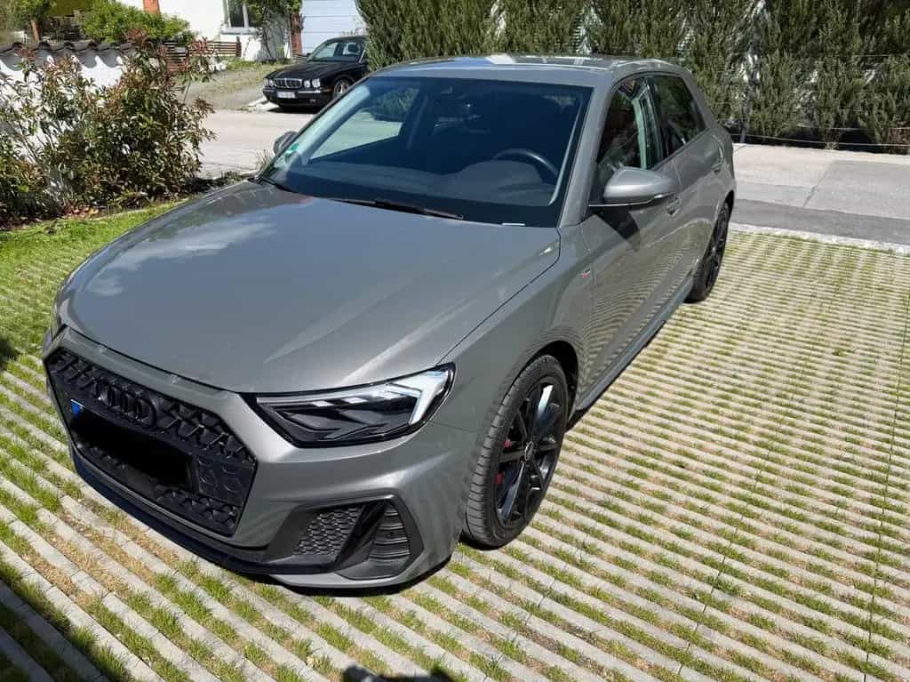 Audi A1 40 TFSI S tronic Sportback - 10/2020-photo-3