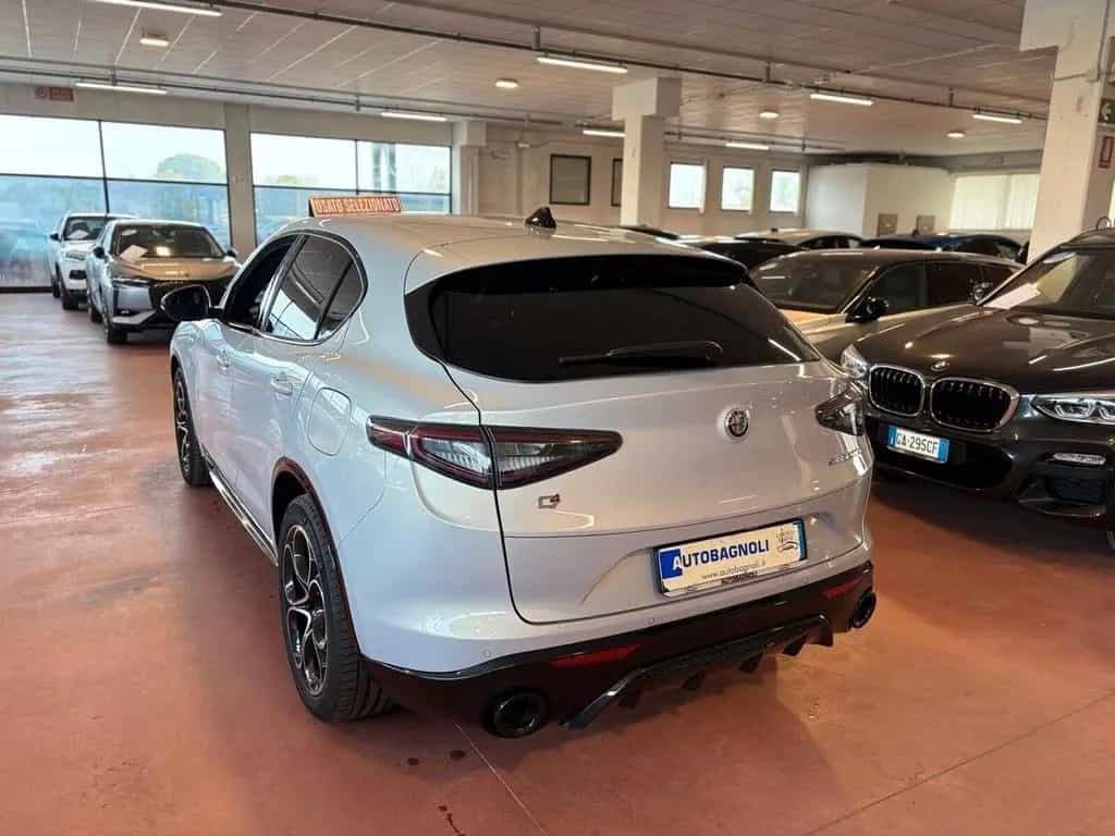 Alfa Romeo Stelvio VELOCE 2.2 Turbodiesel AT8 Q4 03/2025-photo-3
