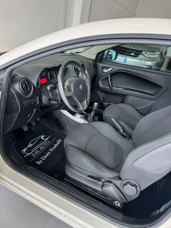 Alfa Romeo MiTo 1.4 105 CV M.air S&S Distinctive 12/2012-photo-11