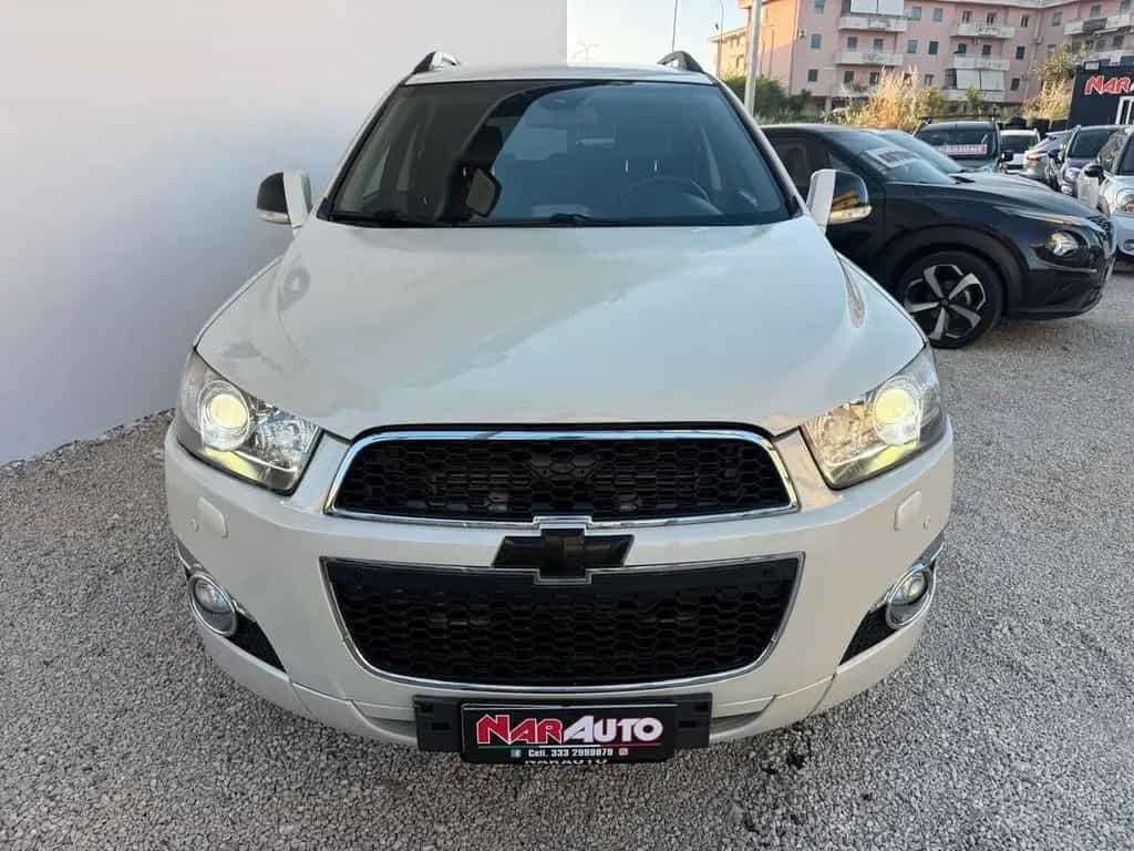 Chevrolet Captiva 2.2 VCDi 184CV 4WD LTZ 05/2012-photo-2