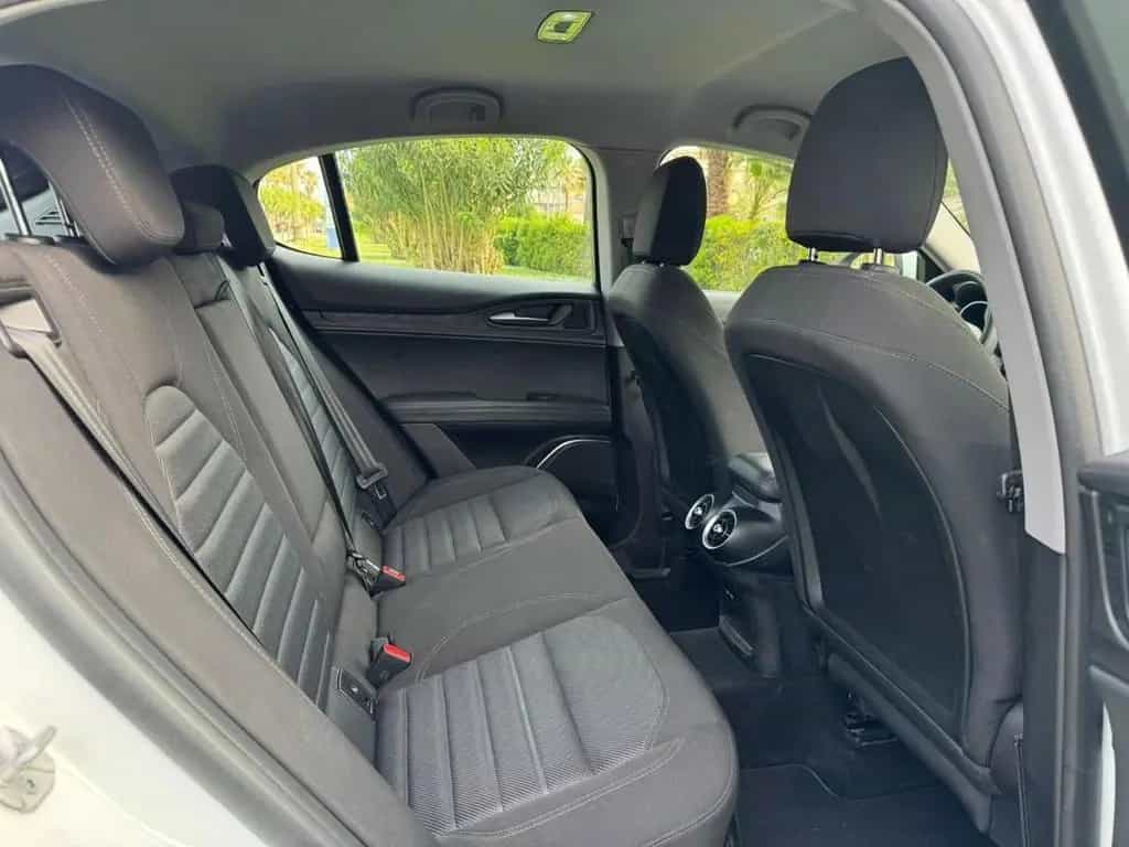 Alfa Romeo Stelvio 2.2 t Business Q4 190cv auto 06/2022-photo-10