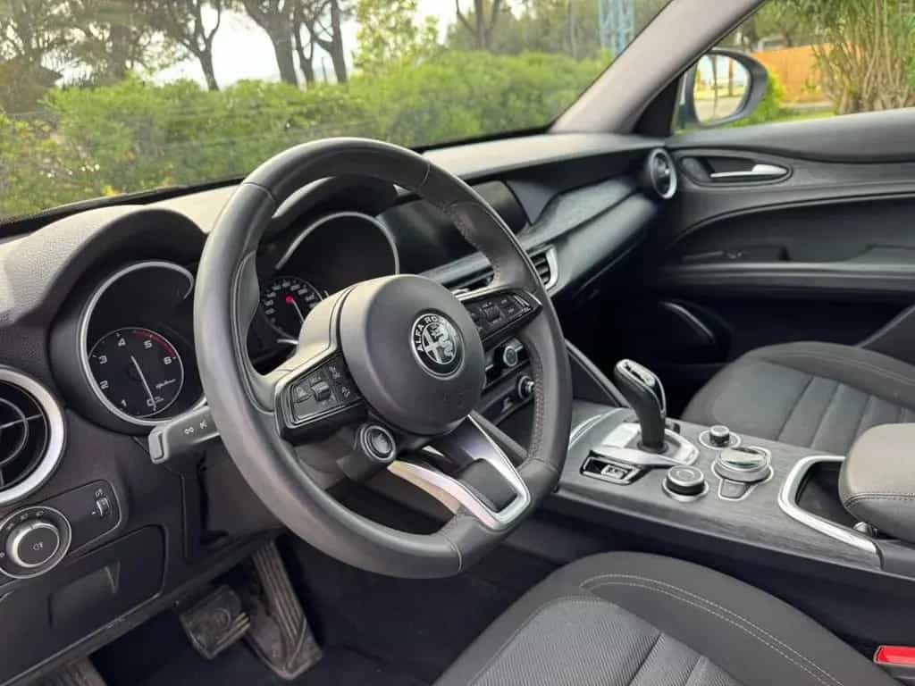 Alfa Romeo Stelvio 2.2 t Business Q4 190cv auto 06/2022-photo-7