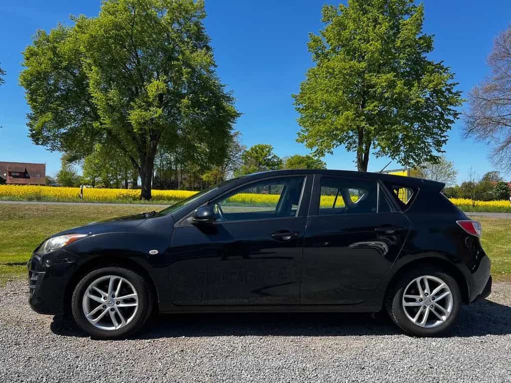 Mazda 3 Lim. High-Line*Klima*Tüv Neu*SitzHz* 08/2010-photo-1