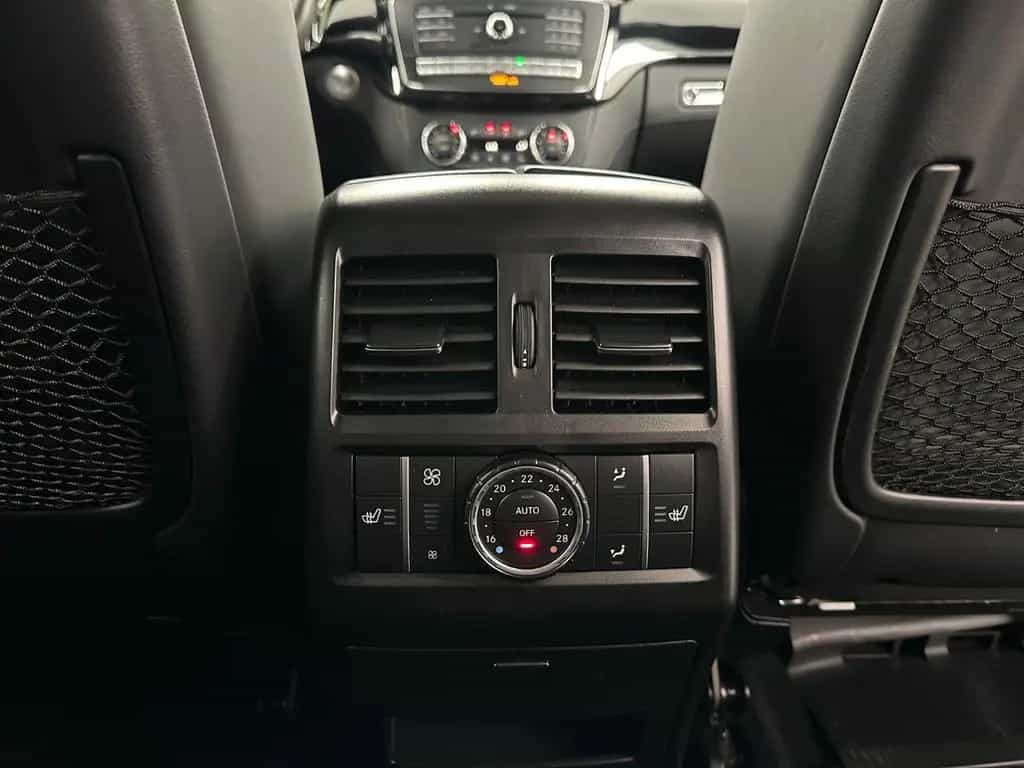 Mercedes-Benz GLS 63 AMG V8 Biturbo Drivers Package Pano 360° 09/2016-photo-48