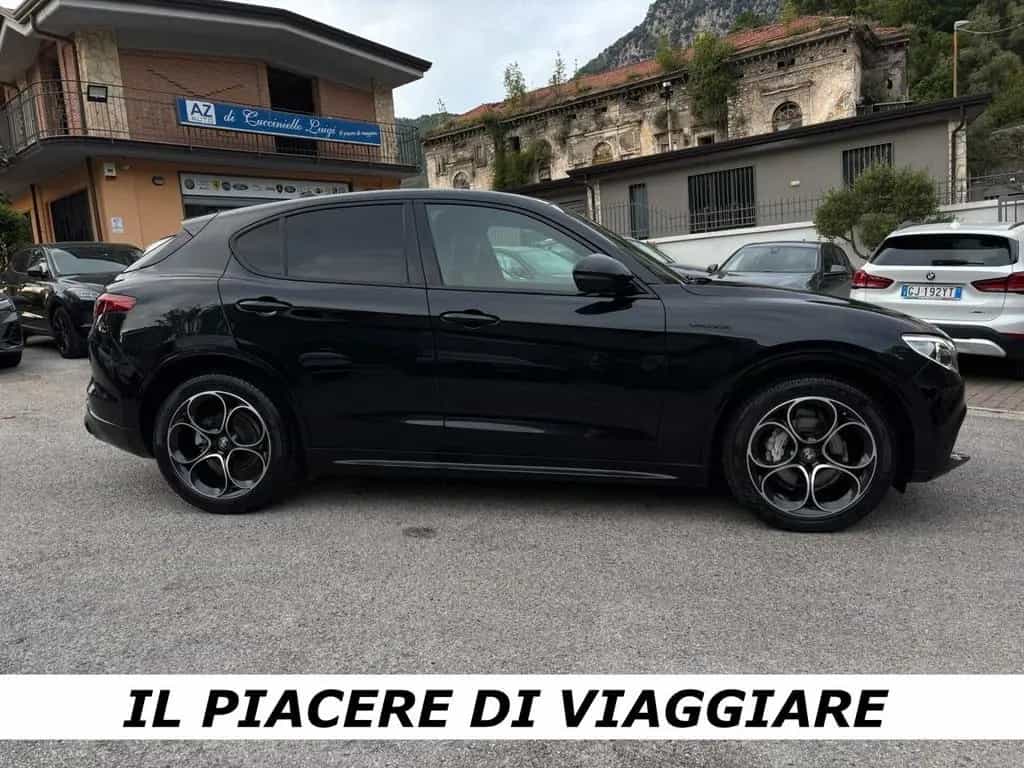 Alfa Romeo Stelvio 2.2 Turbodiesel 210 CV Q4 VEL 04/2022-photo-4