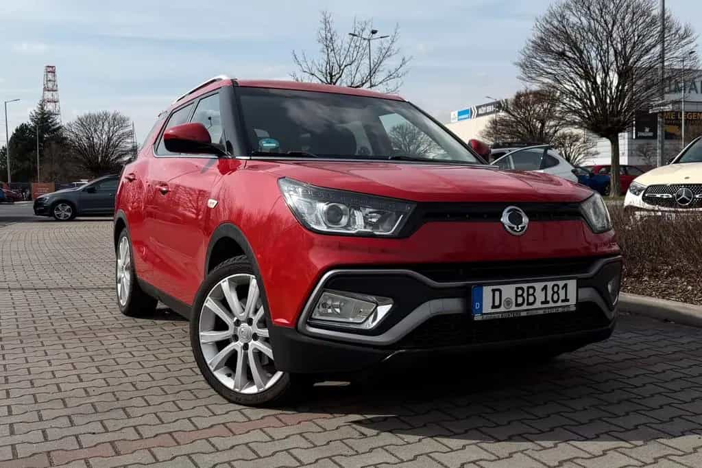 Ssangyong XLV 2018/ 1,6L Diesel/ TÜV bis 10.2027/ 79500 km 04/2018-photo-1