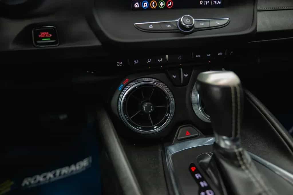 Chevrolet Camaro 2.0 Turbo Coupe ZL1 Package *CarPlay*19% 07/2021-photo-28