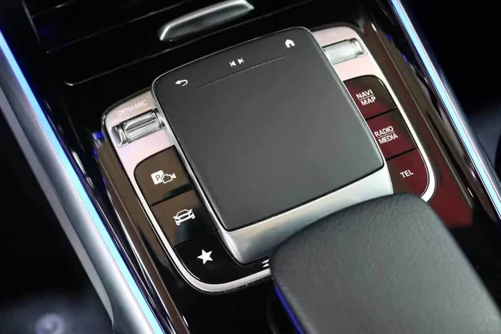 Mercedes-Benz GLB 250 8G 4M AMG-LINE"PANO"DISTR+"360"MMY"SOUND 05/2020-photo-21