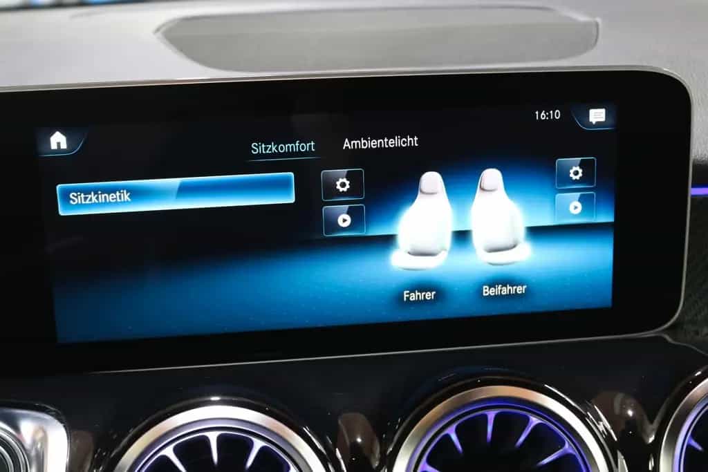 Mercedes-Benz GLB 250 8G 4M AMG-LINE"PANO"DISTR+"360"MMY"SOUND 05/2020-photo-26
