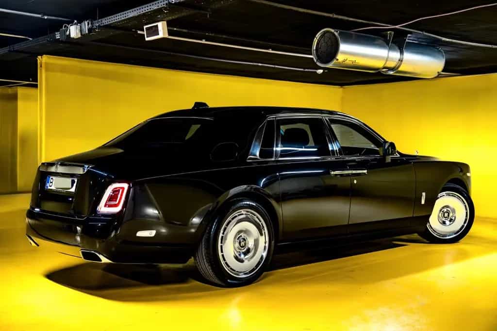 Rolls-Royce Phantom 10/2022-photo-4